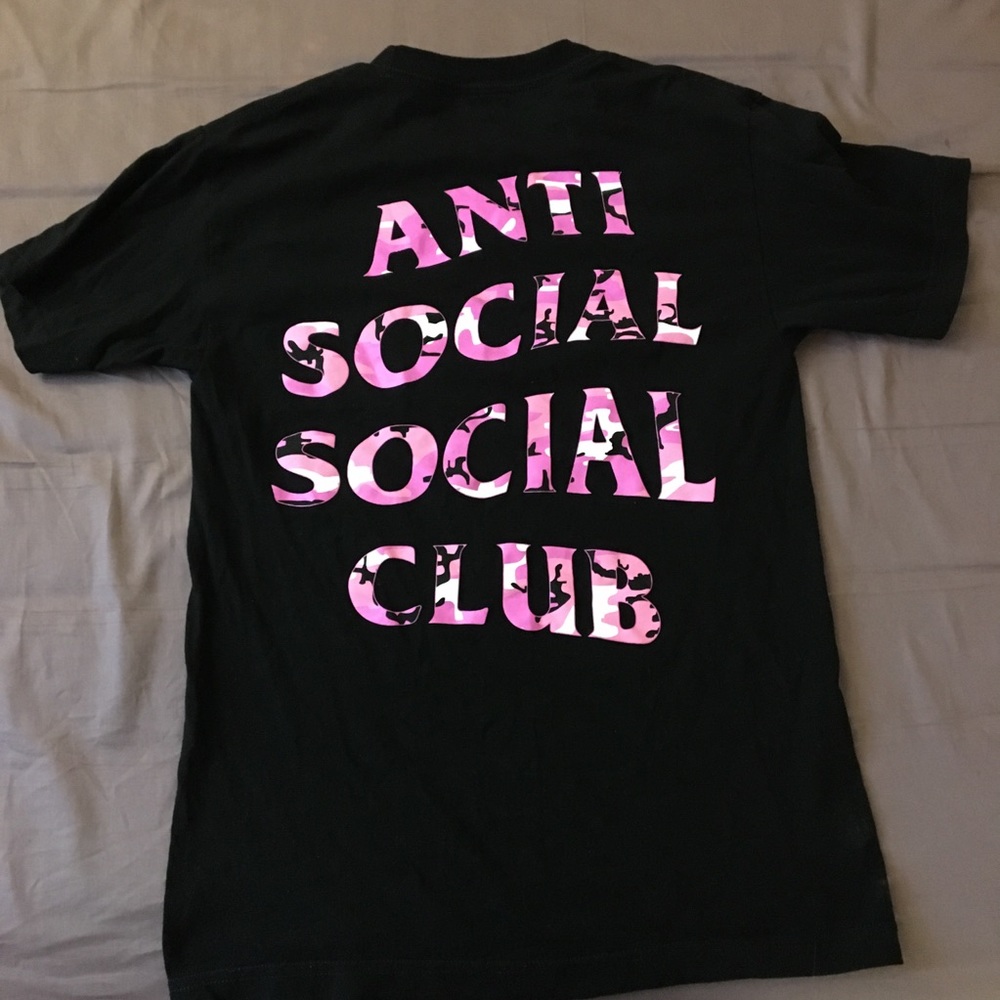 Anti social social club tee